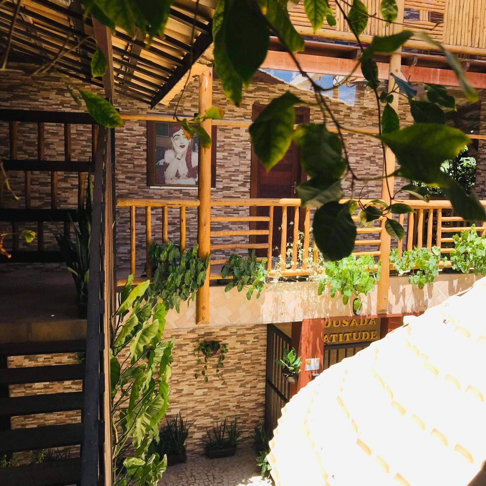 Hotel Pousada Latitude Каноа-Кебрада Экстерьер фото