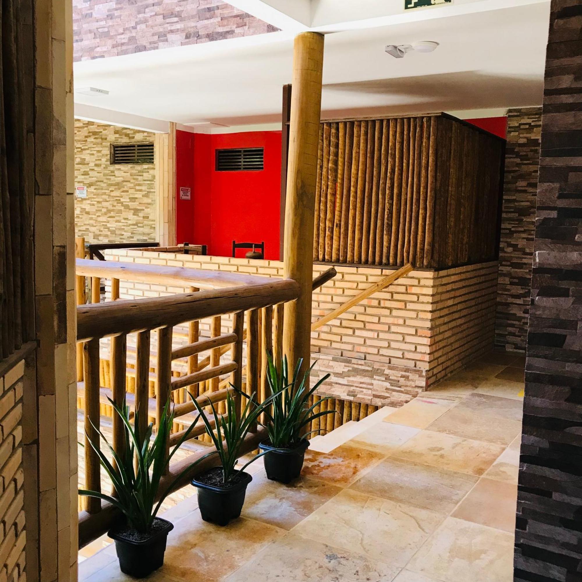 Hotel Pousada Latitude Каноа-Кебрада Экстерьер фото